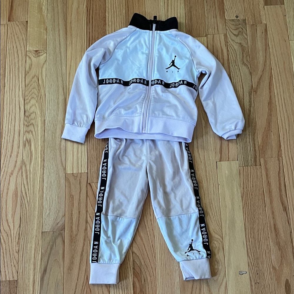 Air Jordan 2 Piece Set Sweatshirt Girls 2T Pink Logo Basketball